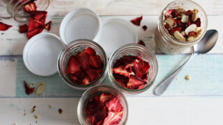 Make Ahead Oatmeal With Dehydrated Strawberries Simple And Savory,Slippery Nipple
