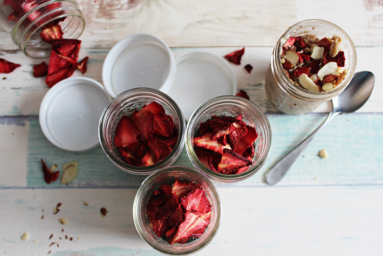 Make-Ahead Oatmeal With Dehydrated Strawberries