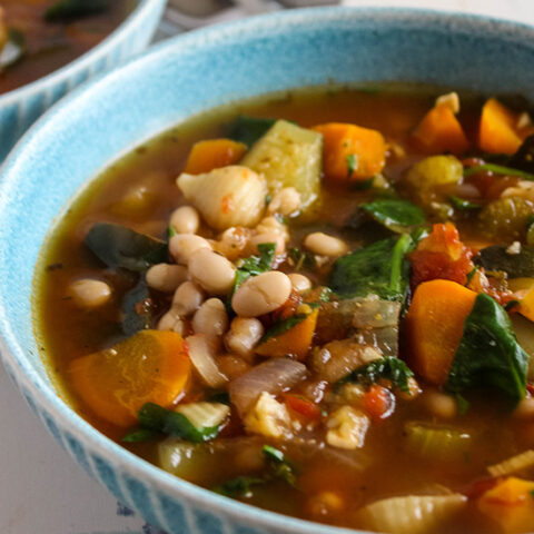 Vegetable Minestrone Soup (with Stove Top and Instant Pot Instructions ...