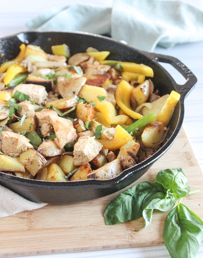 a close up picture of chicken giambotta in a skillet