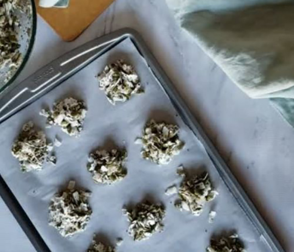 the clusters dropped onto a baking sheet ready for the oven