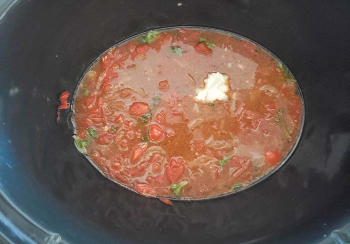 a picture of the sauce with flour and water in it