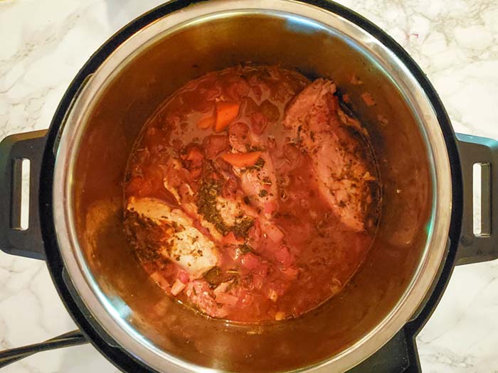 Red wine chicken cooked in instant pot