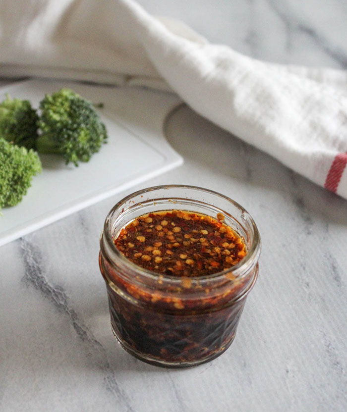 Close up picture of stir fry sauce in a jar