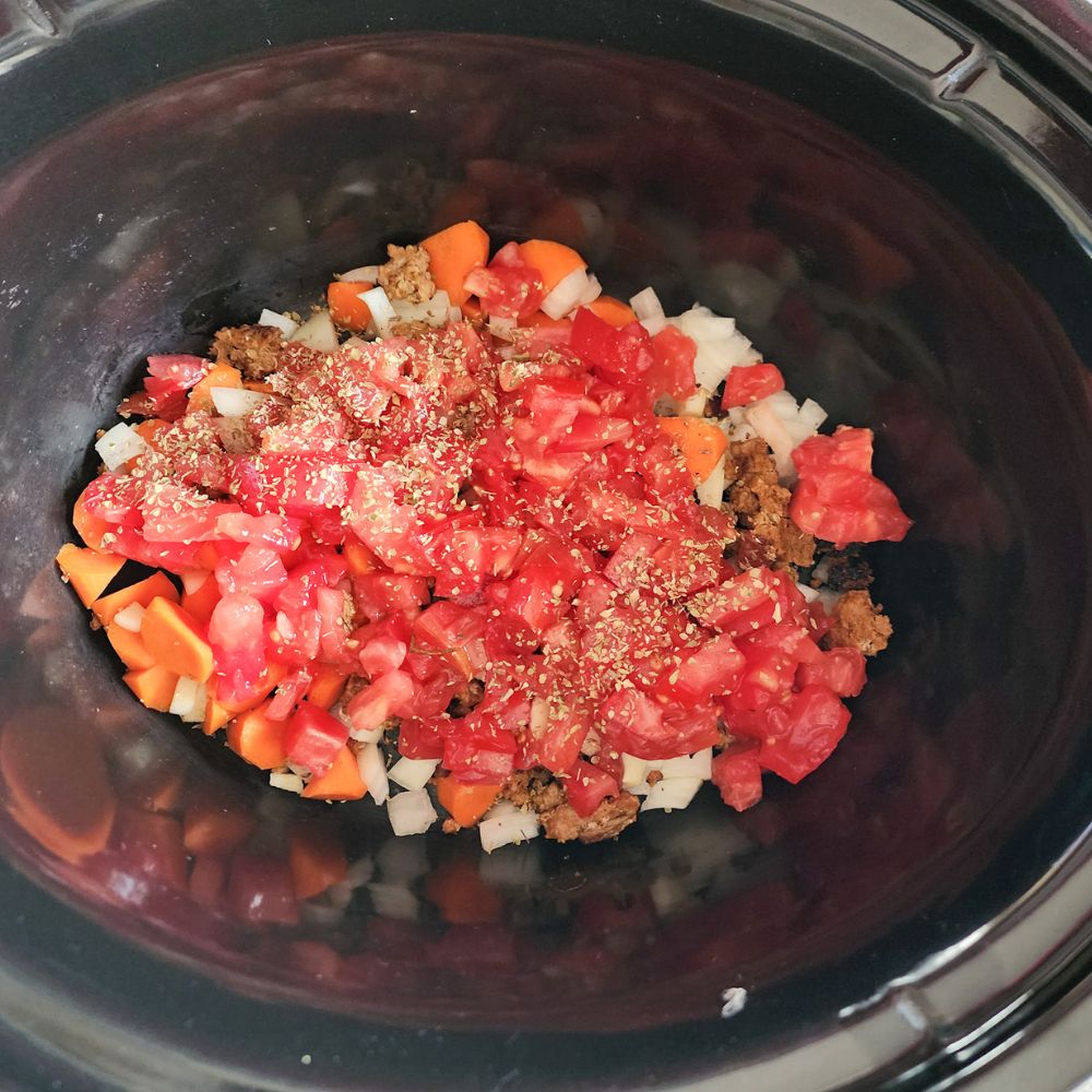 Process step 3 add tomatoes and broth to slow cooker